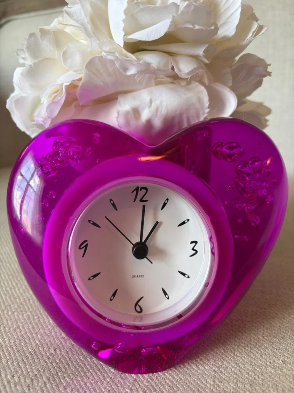 Young Town Vintage Y2K Pink Heart-Shaped Bubble Tabletop Analog Clock